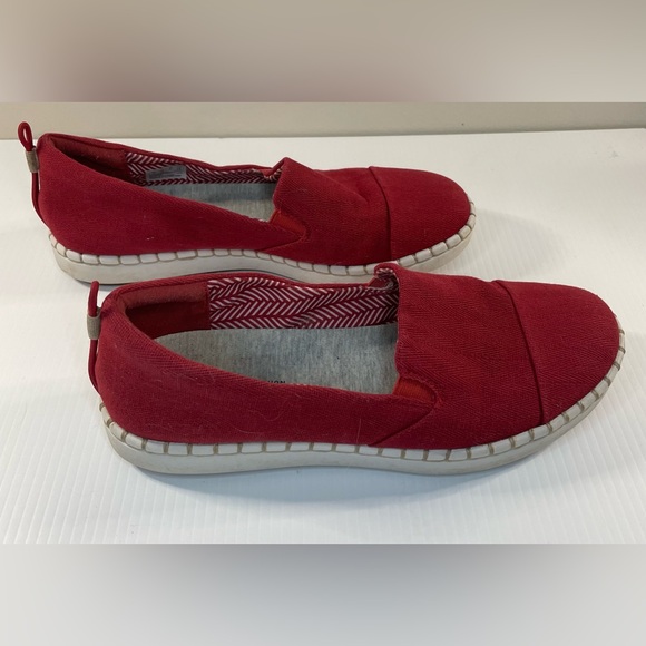 Clarks Collection Cloud Steppers Slip On Step Glow Jade Red Shoes 7.5 M - Picture 6 of 8